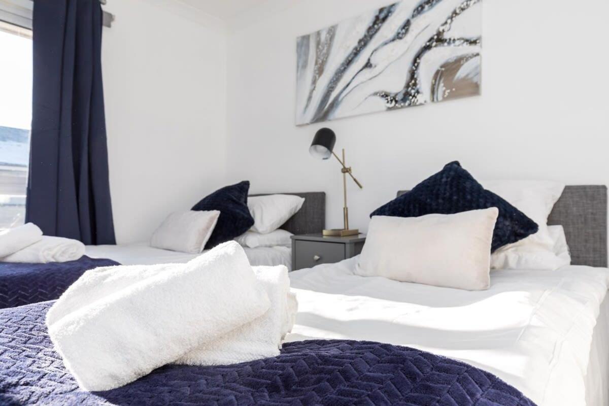Villa 19A The Broadwalk - Cozy 1Br In The Heart Of Crawley Near Gatwick Airport Great For Contractors And Flight Crew Students Esterno foto